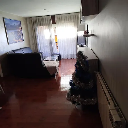 Apartmán De *